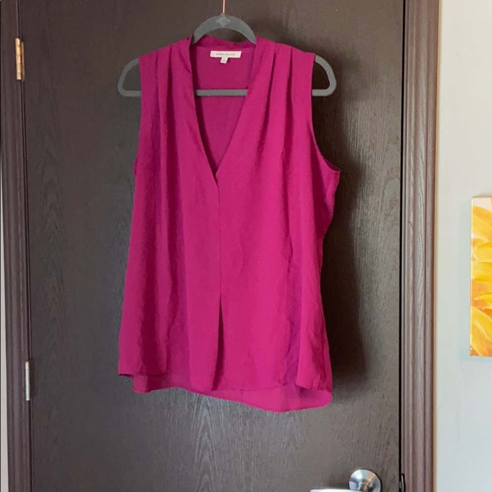 Magenta tank